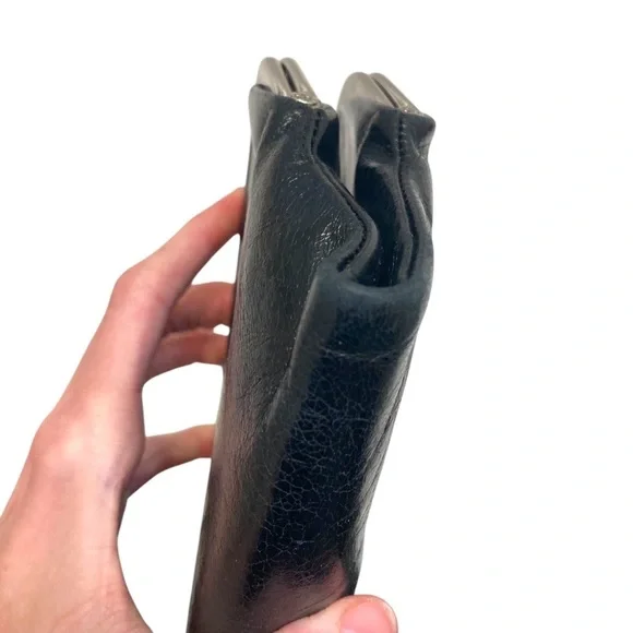 Hobo black leather clutch wallet - Picture 3 of 8